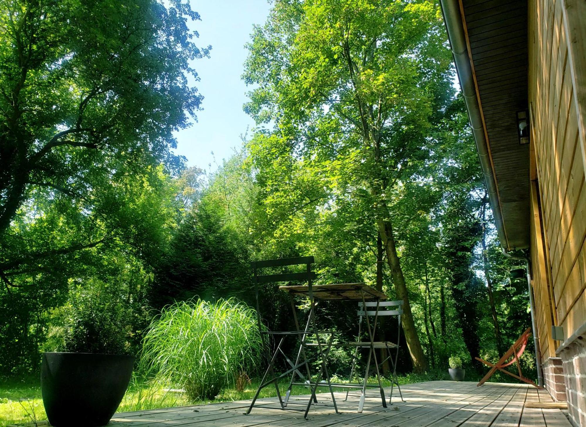 La Petite Foret Mons-Boubert Exteriör bild